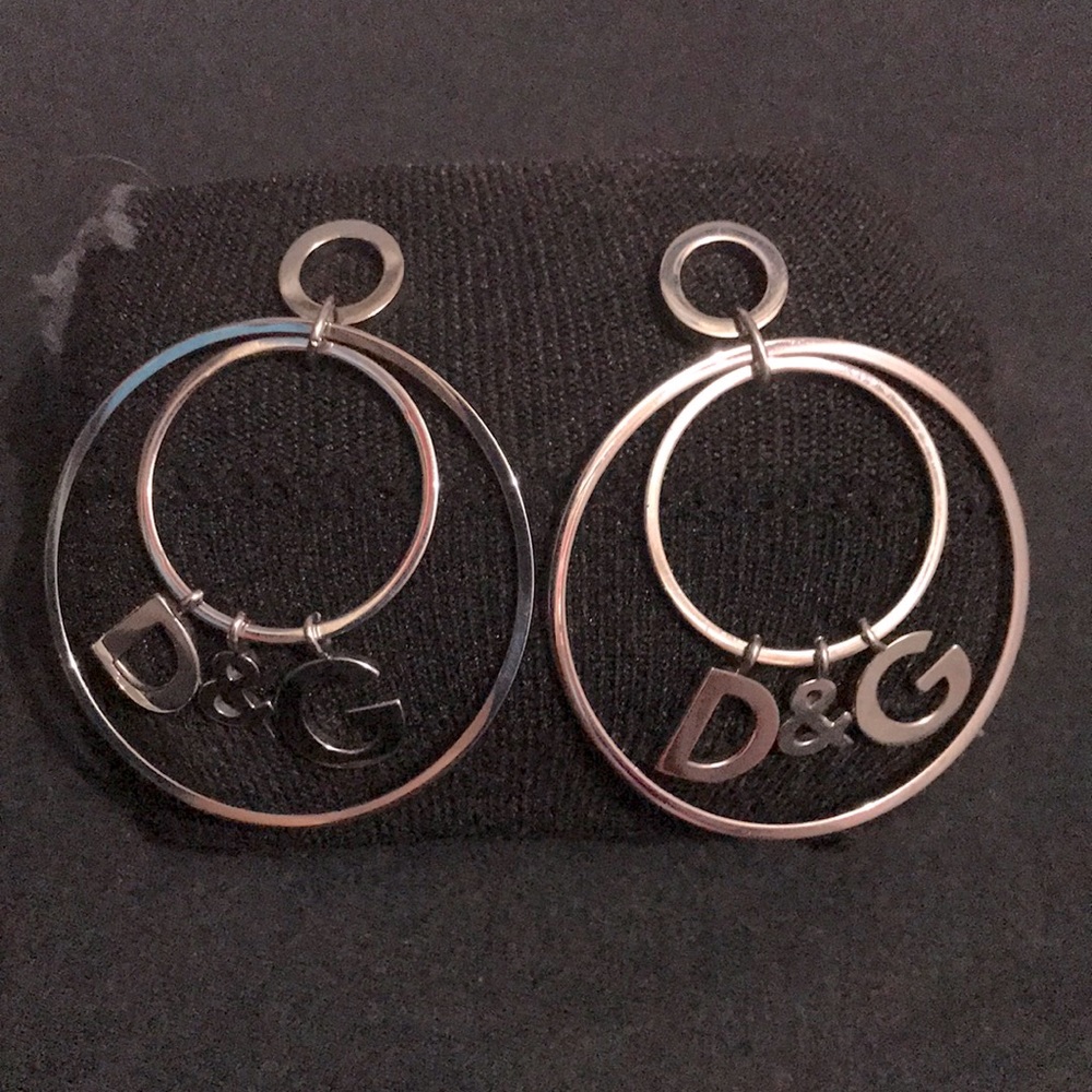 D&G 81B silver style earrings